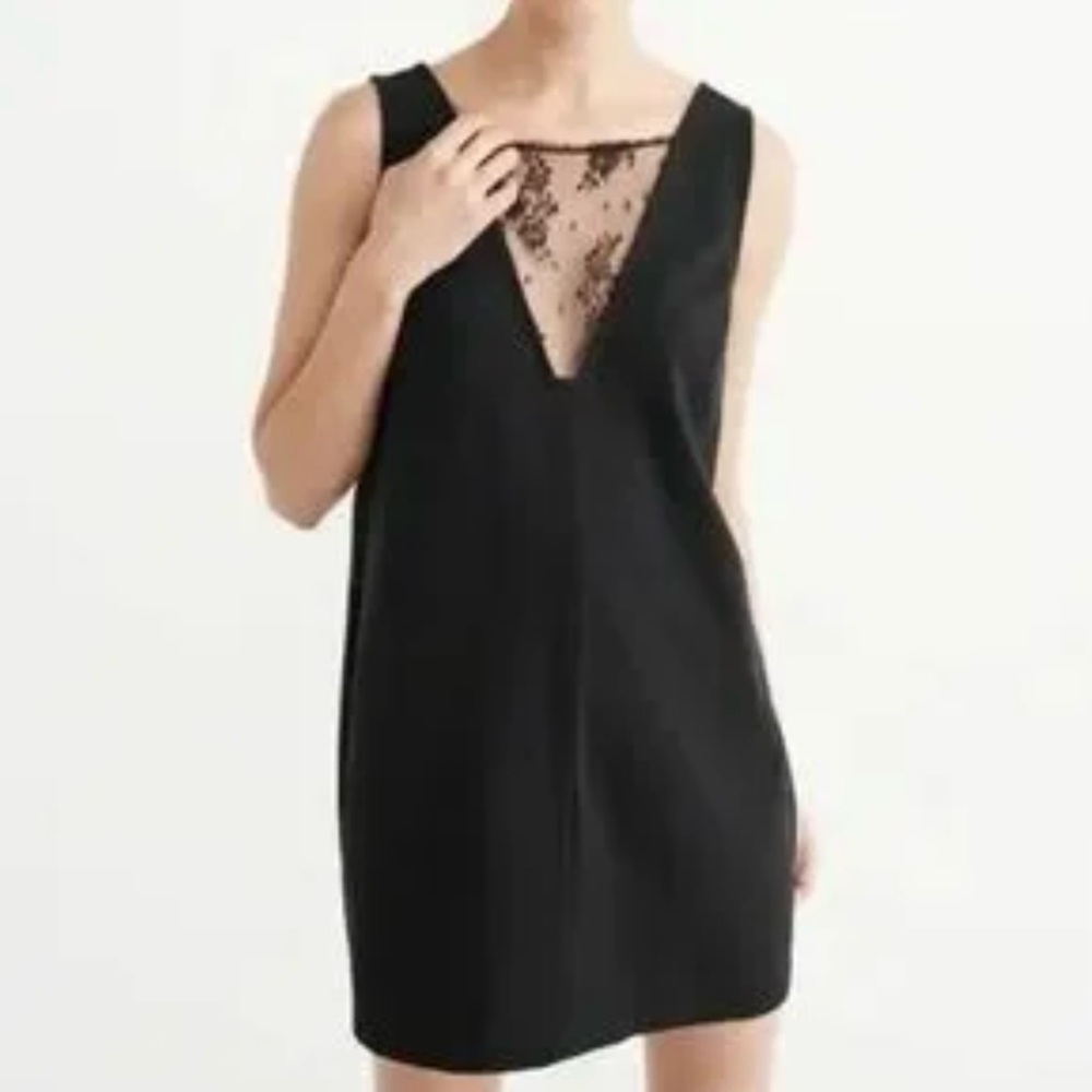 Abercrombie & Fitch Double V Sleeveless Shift Dress, Black‎ - Small